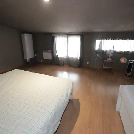 Ymmo 93500 Apartamento Pantin